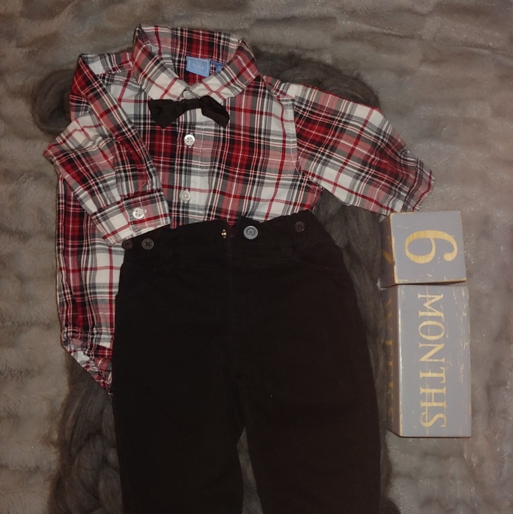 Childrens Place Plaid Holiday outfit 0-3 months